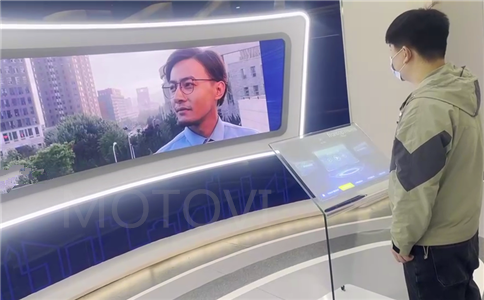 多媒體互動設計_空靈水晶講臺