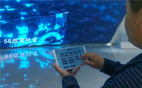 多媒體互動設計_空靈水晶講臺_考慮受眾感受