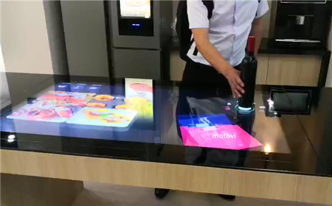 物體識別桌_摩拓為工程案例_提供強(qiáng)而有力的展覽展示模式_注重人的主觀感受